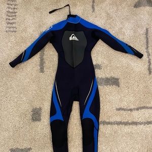 Quiksilver Wetsuit in Blue, Size 14, 3/2mm
